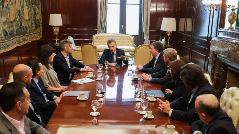 Quiénes son los funcionarios que más viajaron en la gestión de Macri