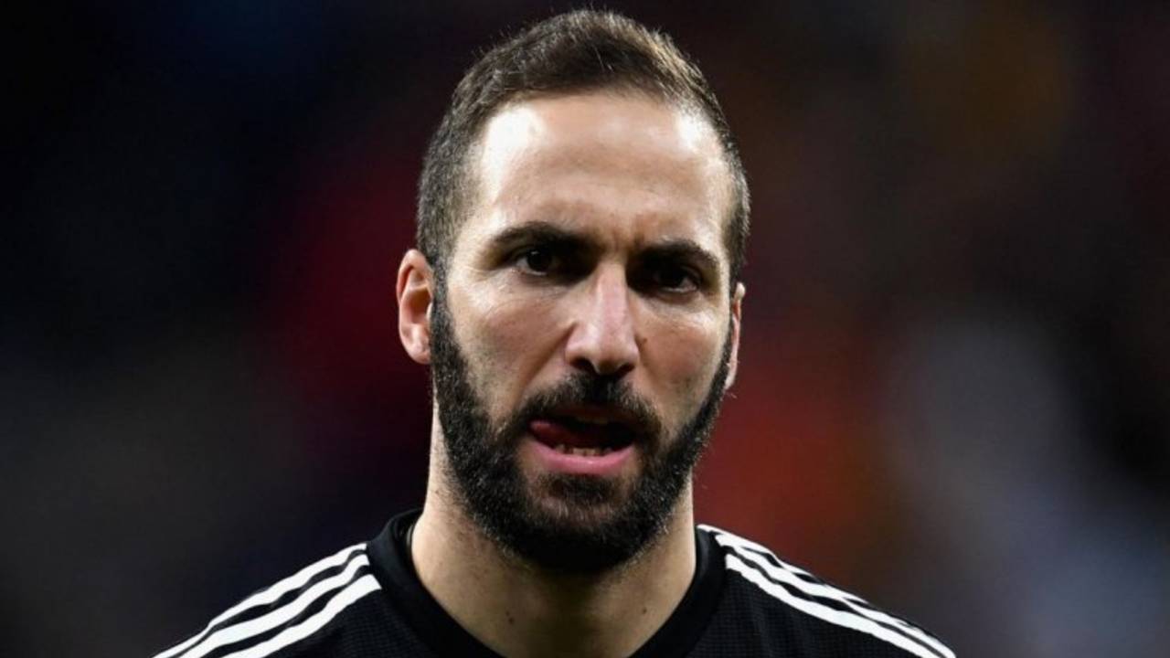 Gonzalo Higuaín anunció que se retira de la Selección Argentina