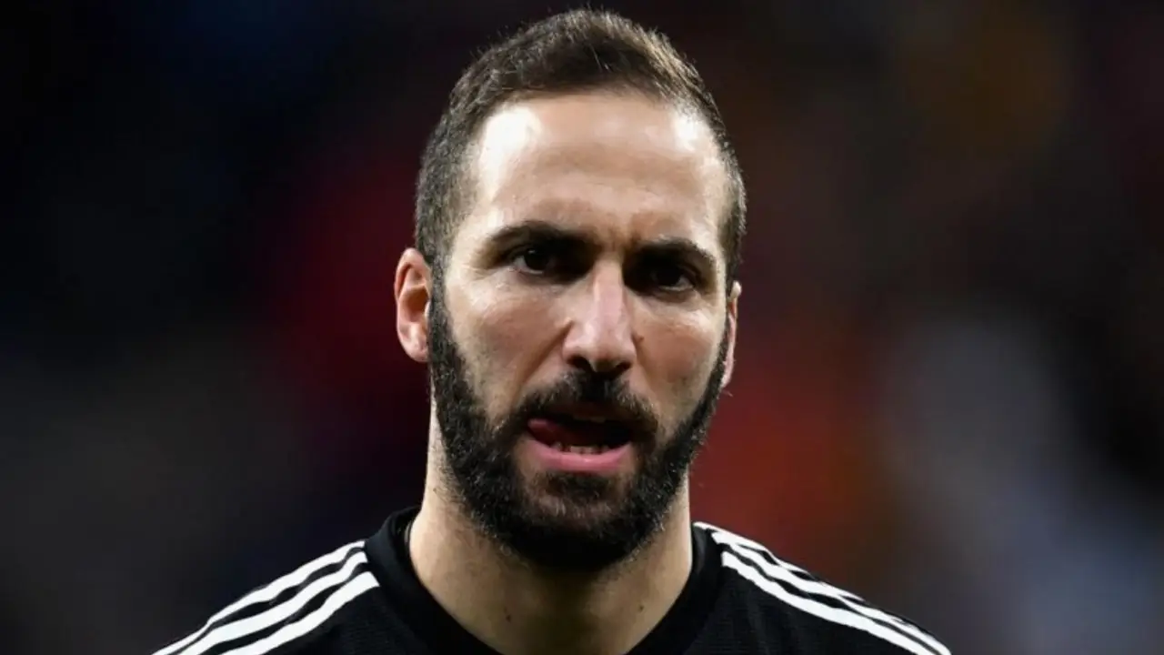 Gonzalo Higuaín anunció que se retira de la Selección Argentina