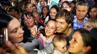 Kicillof en Maipú: "Buscan fundir la industria productiva" Kicillof en Maipú: "Buscan fundir la industria productiva"