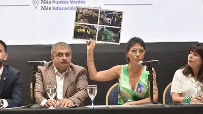 Quilmes: Mayra Mendoza abrió sesiones y le pegó a la gestión macrista de Martiniano Molina Quilmes: Mayra Mendoza abrió sesiones y le pegó a la gestión macrista de Martiniano Molina