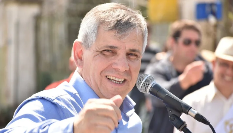 Escándalo en Chivilcoy: el intendente Guillermo Britos quiere cobrar por el uso de hospitales públicos