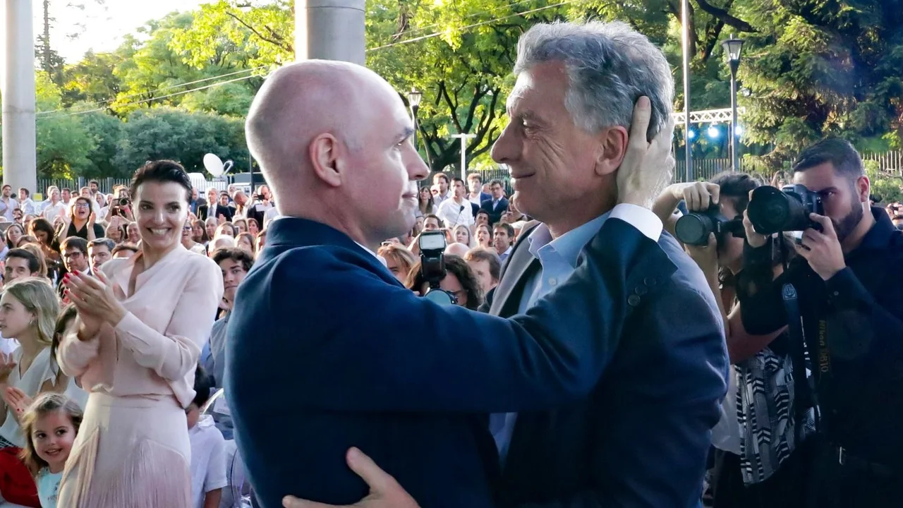 Coparticipación: cómo fue el privilegio de Macri a Larreta con la excusa del traspaso de la Policía