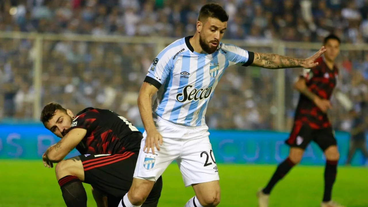 Atlético Tucumán vs River: formaciones, horario, cómo verlo por TV y link del streaming