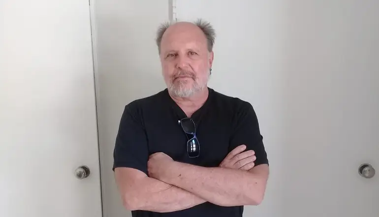 Daniel Veronese: "El teatro comercial es un negocio, es lo que permite que haya teatro independiente"