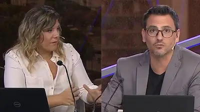 Dominique Metzger cruzó a Diego Ruscitti para defender a Ginés González García Dominique Metzger cruzó a Diego Ruscitti para defender a Ginés González García