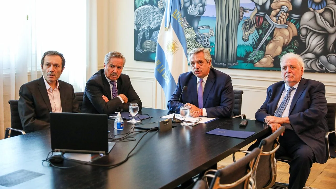 Exclusivo: Ginés González García aseguró que el pico de contagios por coronavirus "va a ser en junio y muy chatito"