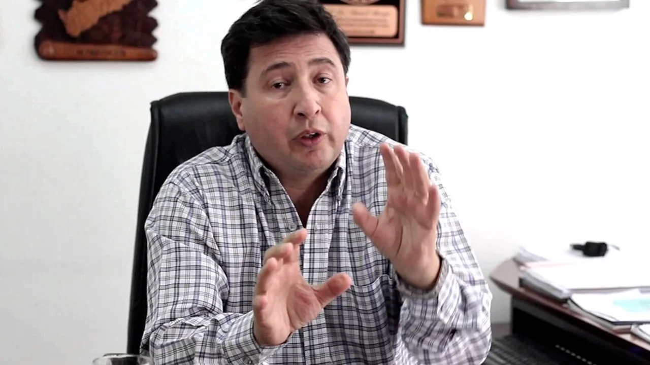 El Gobierno evalúa medidas para monotributistas y trabajadores informales