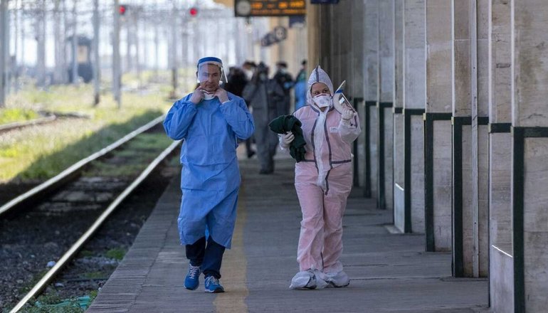 Italia: se redujo el número de nuevos casos confirmados y de muertes por coronavirus