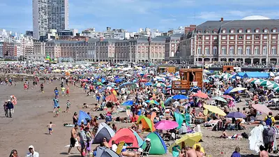 Carnaval récord: 3 millones de turistas viajaron por el país el fin de semana Carnaval récord: 3 millones de turistas viajaron por el país el fin de semana