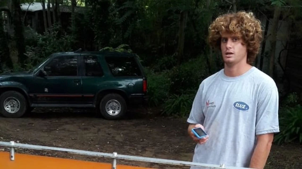 Surfer insólito: Federico Llamas reapareció para pedirle a la justicia que le devuelvan sus tablas de surf