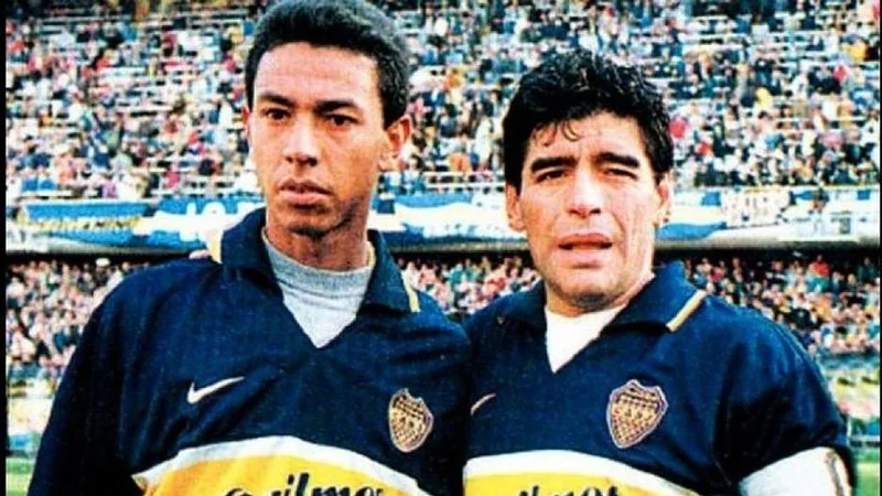 Detuvieron al ex jugador de Boca Ñol Solano por violar la cuarentena para participar de una fiesta en Perú