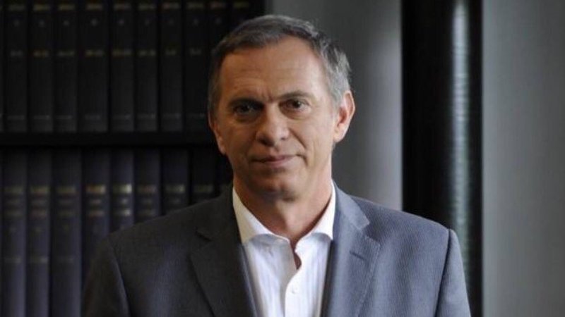 El miserable apriete de las empresas contra el aislamiento y Alberto Fernández a través de Clarín