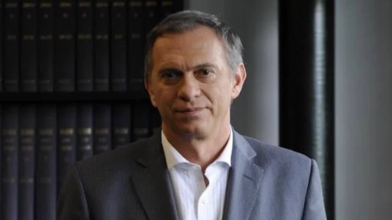 El miserable apriete de las empresas contra el aislamiento y Alberto Fernández a través de Clarín