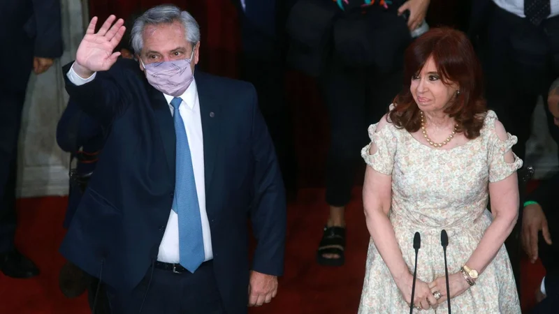 Desdolarización y tarifas diferenciadas: los ejes de la política energética que propuso Alberto Fernández