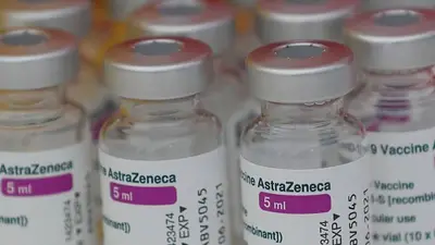 Europa insiste en que no hay pruebas de que vacuna de AstraZeneca produce coágulos Europa insiste en que no hay pruebas de que vacuna de AstraZeneca produce coágulos