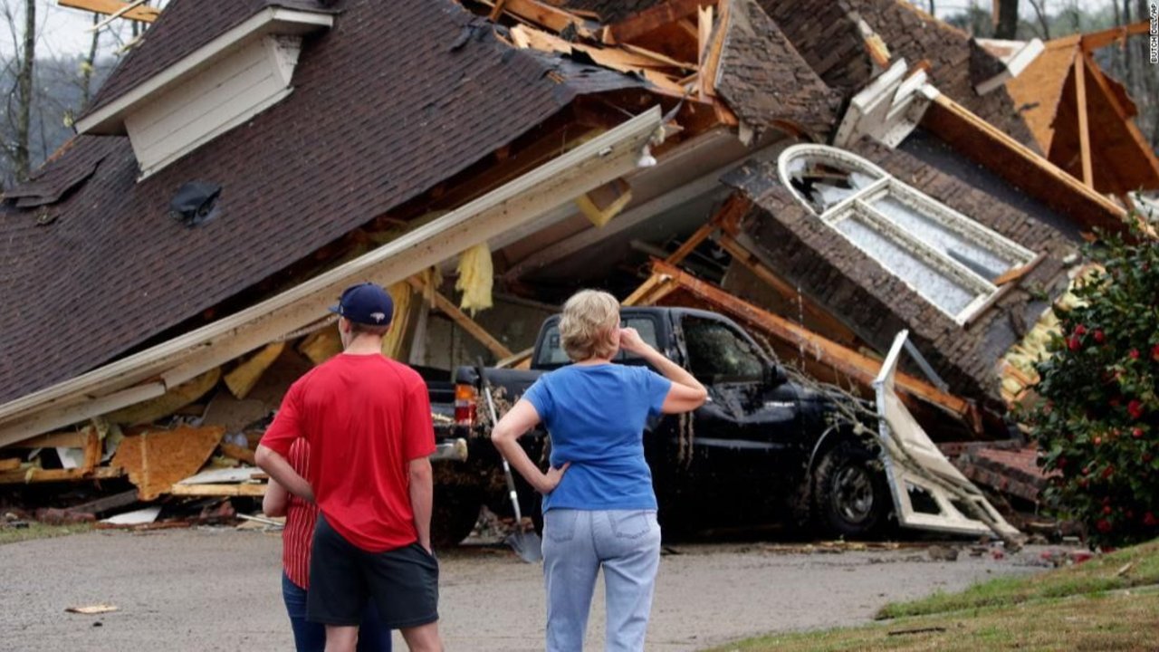 Tornado Alabama Estados Unidos
