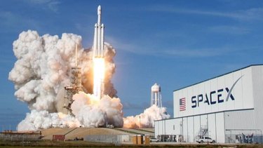 SpaceX lanzó el nuevo Starship pero explotó en medio de la niebla
