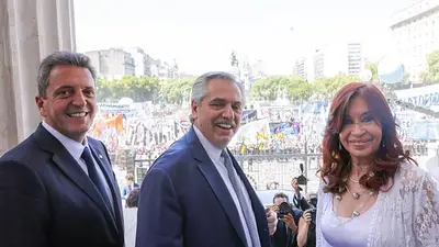 Uno por uno, quiénes son los 33 dirigentes de la mesa política del Frente de Todos Uno por uno, quiénes son los 33 dirigentes de la mesa política del Frente de Todos