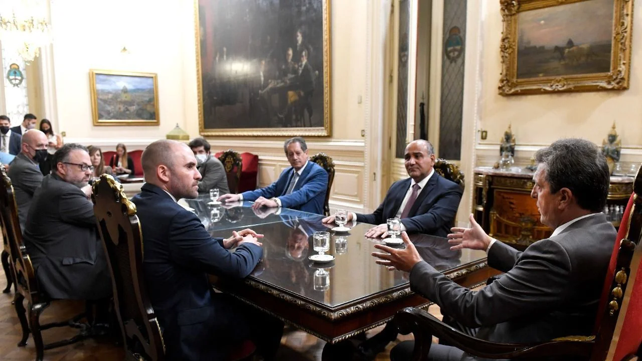 Acuerdo con el FMI: Massa se reunió Guzmán y Manzur de cara al arranque del debate en Diputados