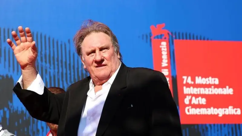 Tribunal de París sigue adelante con la investigación por violación contra Gerard Depardieu