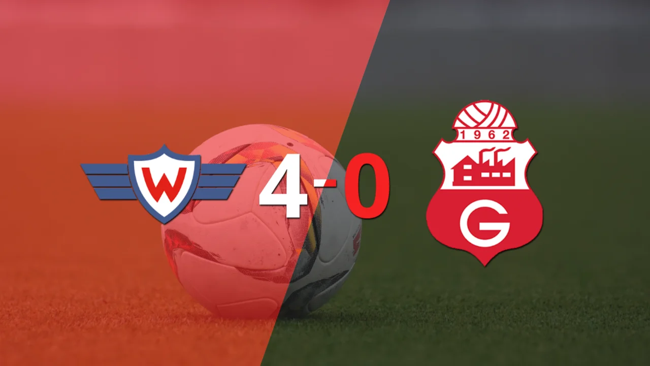 Wilstermann fue imparable y goleó 4 a 0