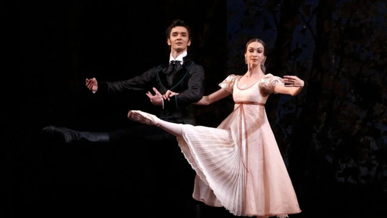 Smirnova, crítica de la guerra, deja el Bolshói y se une al ballet nacional holandés