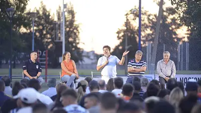 Fernando Espinoza: “El deporte es una herramienta de inclusión que iguala las oportunidades de nuestras niñas, niños y jóvenes” Fernando Espinoza: “El deporte es una herramienta de inclusión que iguala las oportunidades de nuestras niñas, niños y jóvenes”