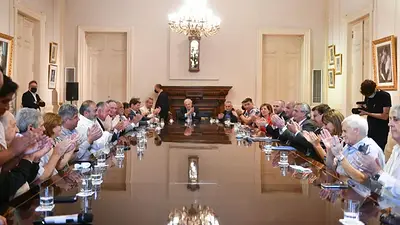 El Salario mínimo, vital y móvil aumentará en tres etapas y alcanzará los $57.900 en noviembre El Salario mínimo, vital y móvil aumentará en tres etapas y alcanzará los $57.900 en noviembre