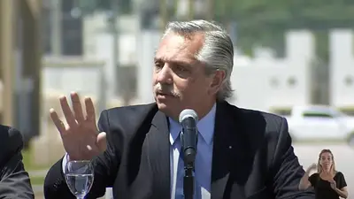 Alberto Fernández: "No hay ajuste con este acuerdo; lo habría con el default" Alberto Fernández: "No hay ajuste con este acuerdo; lo habría con el default"