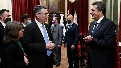 Massa, sobre atentado a la Embajada de Israel: destacó como "importante" poner en lista roja a Hezbollah Massa, sobre atentado a la Embajada de Israel: destacó como "importante" poner en lista roja a Hezbollah