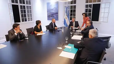 Fernández reunió al equipo económico antes de iniciar la "guerra contra la inflación" Fernández reunió al equipo económico antes de iniciar la "guerra contra la inflación"