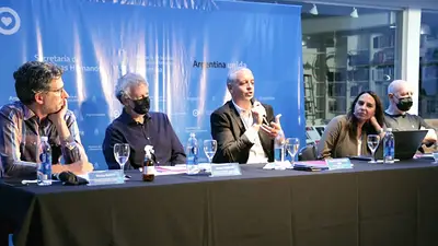 Presentación de Negacionismo en la ex ESMA Presentación de Negacionismo en la ex ESMA