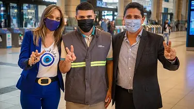 Día Mundial del Agua: un sorpresivo flashmob en el tren Mitre buscó concientizar sobre su cuidado Día Mundial del Agua: un sorpresivo flashmob en el tren Mitre buscó concientizar sobre su cuidado