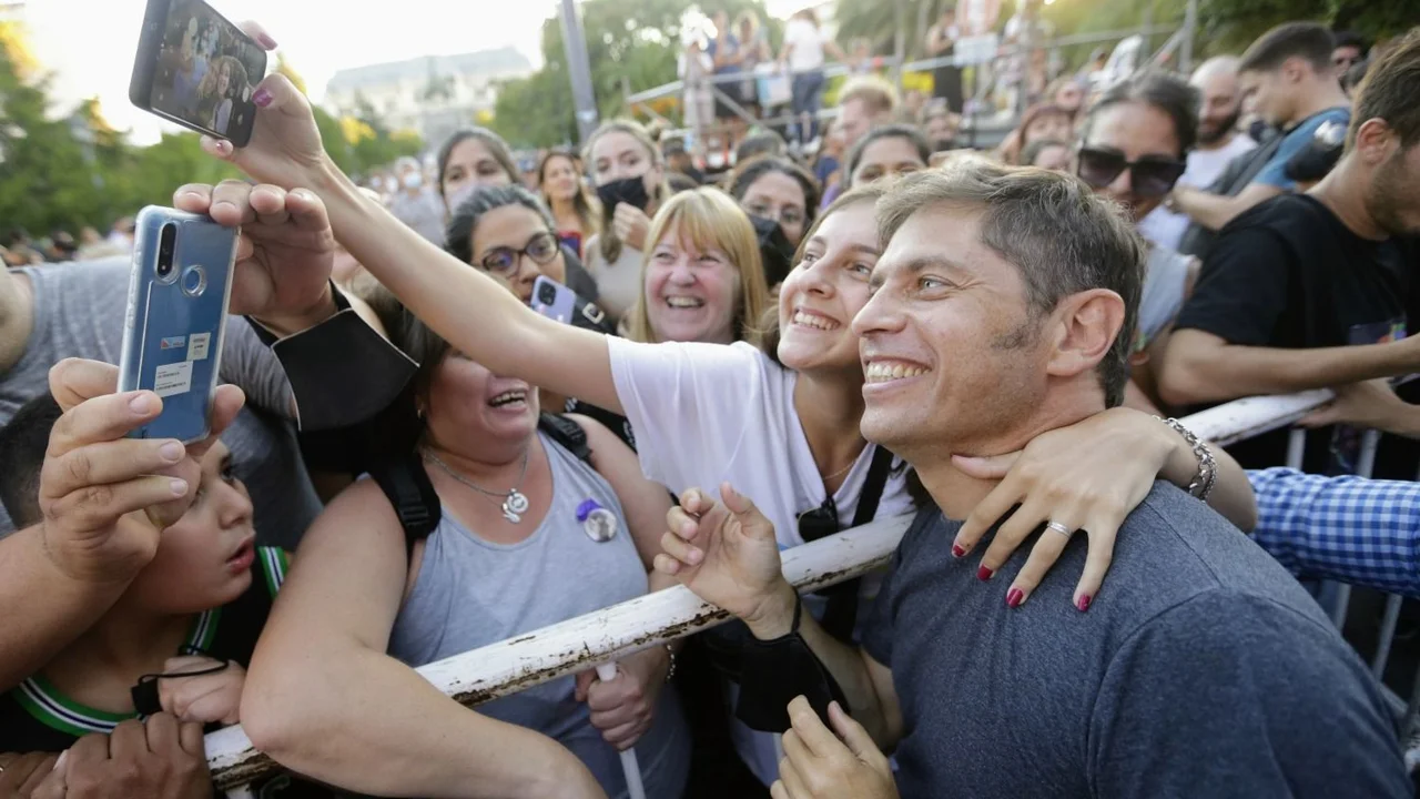 A tono con los Mil Días, Axel Kicillof creó programas para embarazadas