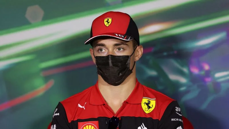 Leclerc aventaja a Verstappen en los primeros entrenamientos en Arabia Saudita