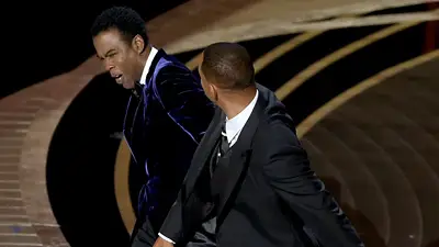 Will Smith trompeó a Chris Rock en los Oscars 2022: "No hablés de mi esposa" Will Smith trompeó a Chris Rock en los Oscars 2022: "No hablés de mi esposa"