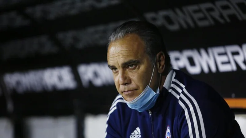 DT de Chile esperar ganar a Uruguay y que "fortuna" ayude en otros resultados para acceder a repechaje