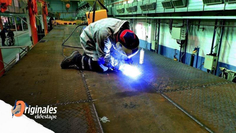 La industria, entre proyecciones de más despidos de trabajadores y máquinas paradas