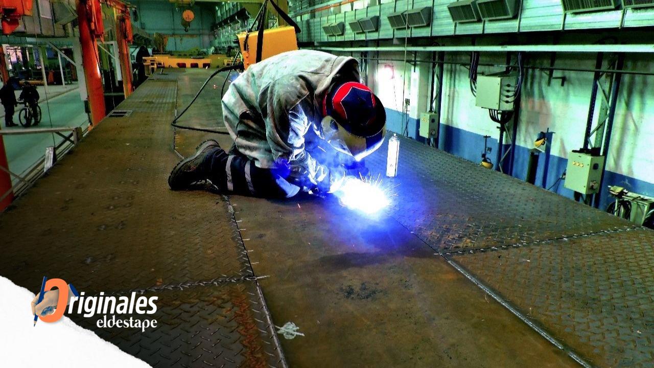 La industria, entre proyecciones de más despidos de trabajadores y máquinas paradas