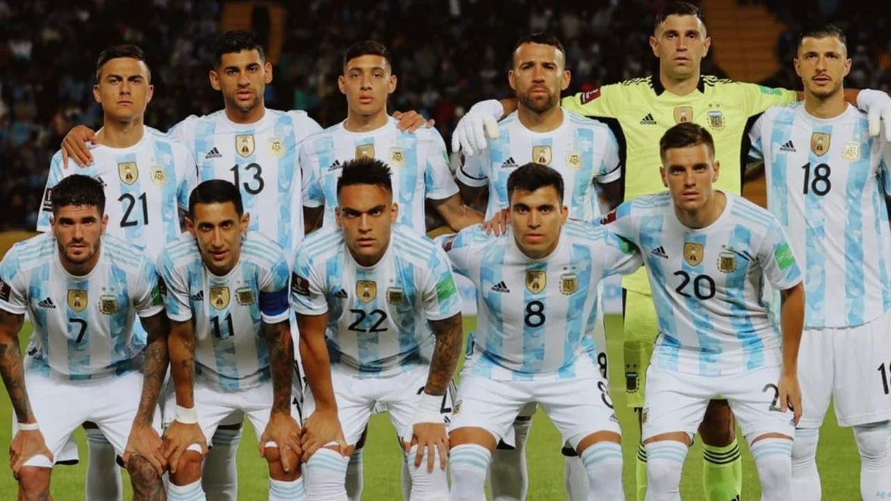 La apuesta de Scaloni para la Selección por el que se pelean dos gigantes europeos