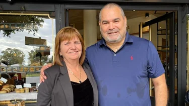 El guiño de Chilavert a Patricia Bullrich: "Con la fuerza del cambio"