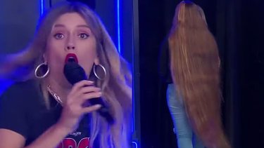 No se corta el pelo hace 19 años: la reacción de Laurita Fernández
