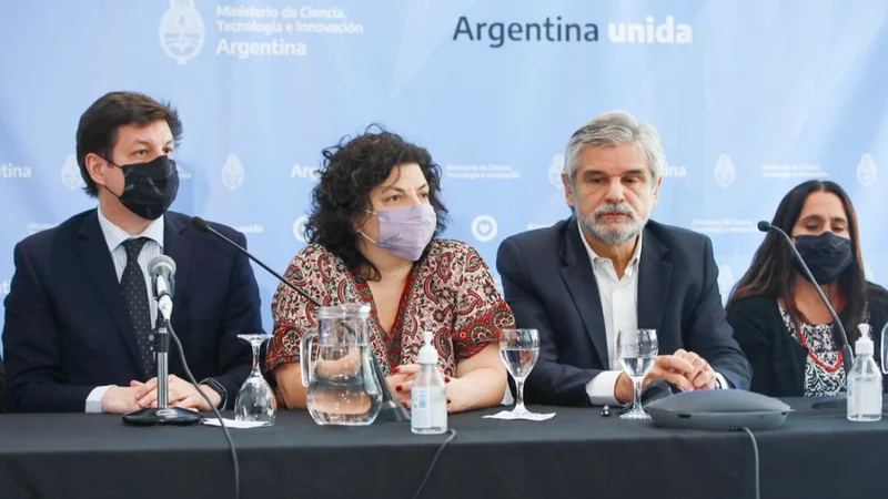 Filmus anunció que la vacuna argentina contra el COVID-19 estaría disponible a fin de año