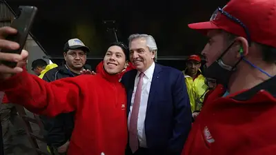 Mensaje al sector privado ante las paritarias: Alberto Fernández destacó que "hay que corregir los salarios" Mensaje al sector privado ante las paritarias: Alberto Fernández destacó que "hay que corregir los salarios"