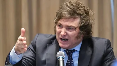 Javier Milei le respondió a Cristina por la dolarización