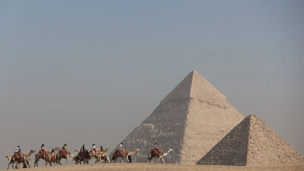 Científicos descubren un pasillo oculto en la Gran Pirámide de Giza
