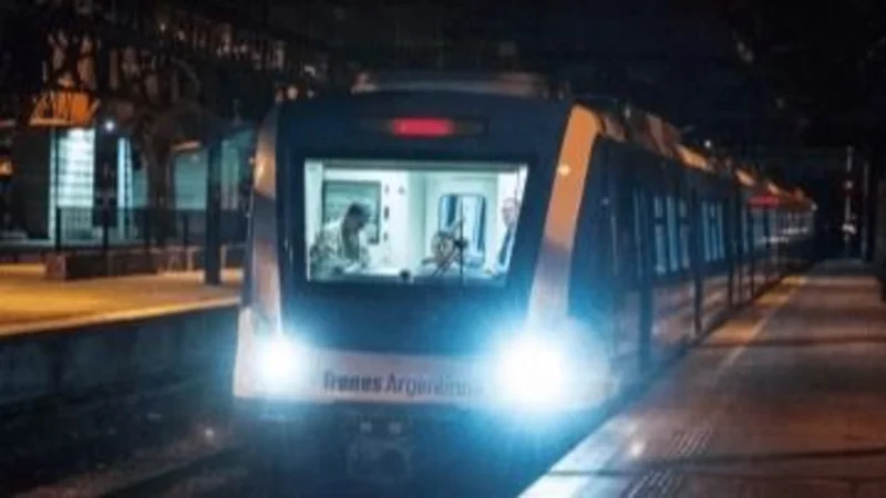 Amenaza de bomba en la estación Flores: detuvieron a un hombre armado