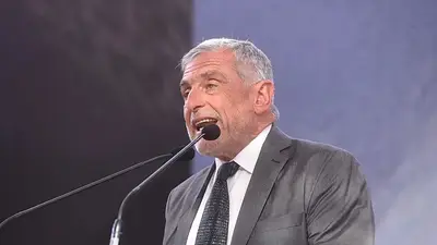 Zuccardi denunció que cayó la industria del vino en el primer semestre del año Zuccardi denunció que cayó la industria del vino en el primer semestre del año