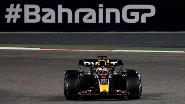 Verstappen gana el Gran Premio de Baréin con un doblete para Red Bull
